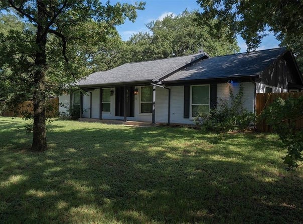 2005 Burleson Retta Road, Burleson, TX 76028