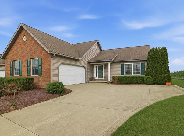 1668 Nantucket Dr, Mansfield, OH 44904