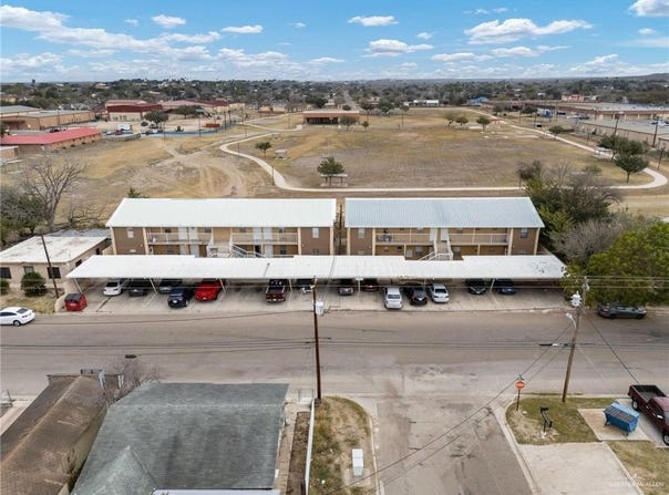 401 E Bravo Boulevard, Roma, TX 78584