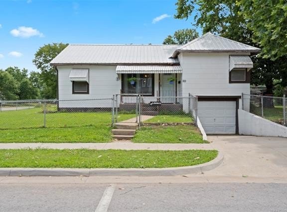 248 N Miller, Vinita, OK 74301