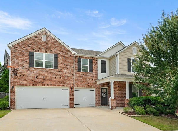 654 CHELSEA STATION CIRCLE, CHELSEA, AL 35043