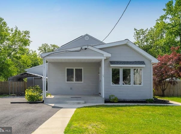 38 MCKINLEY AVENUE, BLACKWOOD, NJ 08012