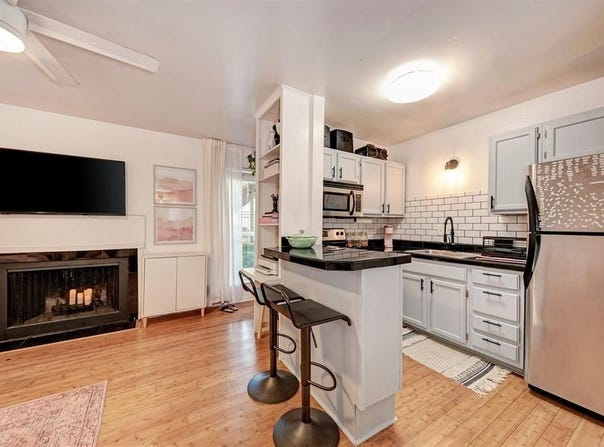 1000 W 26th ST, Austin, TX 78705