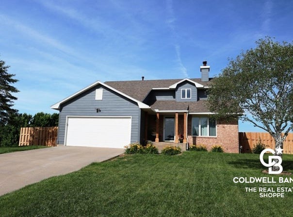 110 Winchester Avenue, Garden City, KS 67846
