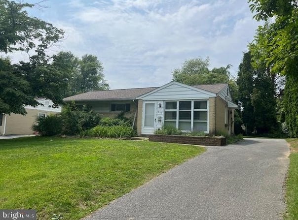 405 W ROSEDALE AVE, WEST CHESTER, PA 19382