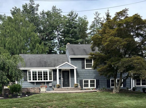 56 N MAIN STREET, PENNINGTON, NJ 08534