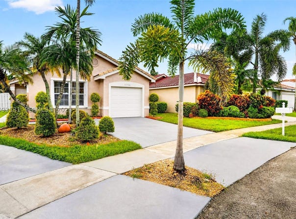 17736 SW 27th Ct, Miramar, FL 33029