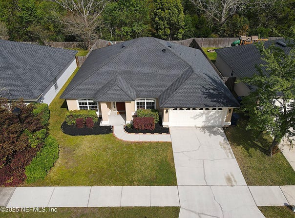 12045 SANDS POINTE Court, Macclenny, FL 32063