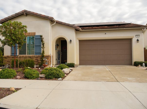 425 Eureka Drive, Santa Paula, CA 93060