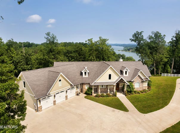 2356 Coaster Way, Sevierville, TN 37876
