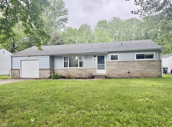 3325 Canaday Drive, Anderson, IN 46013