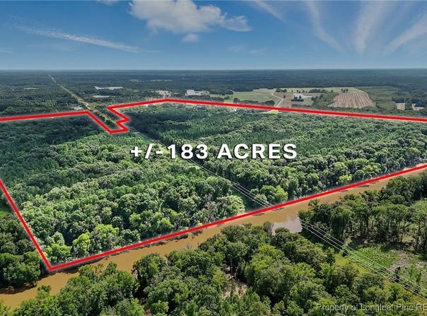 5725 River Road, Wade, NC 28395