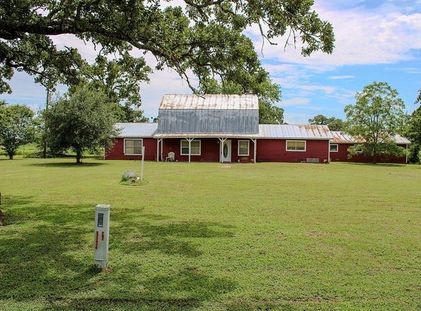 1084 County Road 120, Giddings, TX 78942