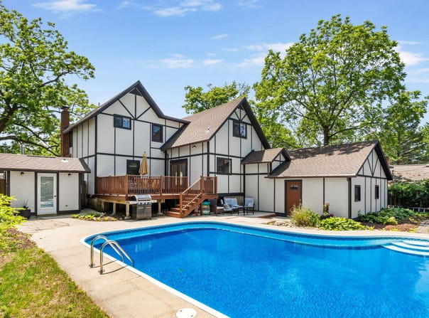 1051 Phoenix Street, South Haven, MI 49090