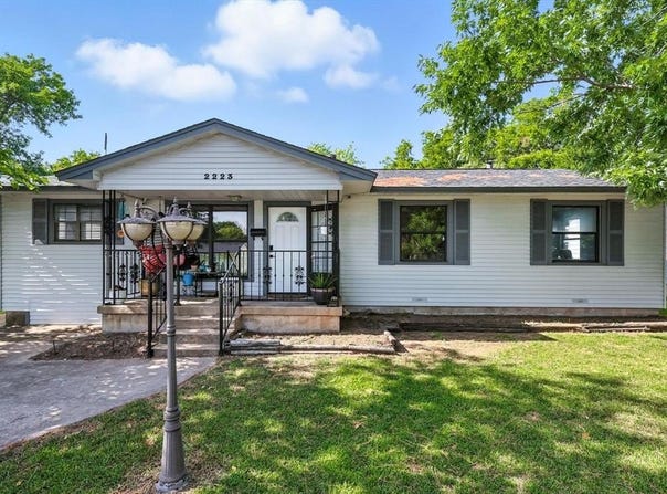 2223 Dennis Street, Irving, TX 75062