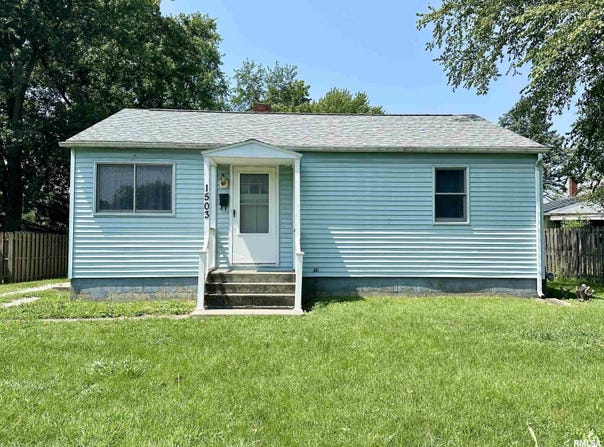 1503 Hardin Avenue, Jacksonville, IL 62650