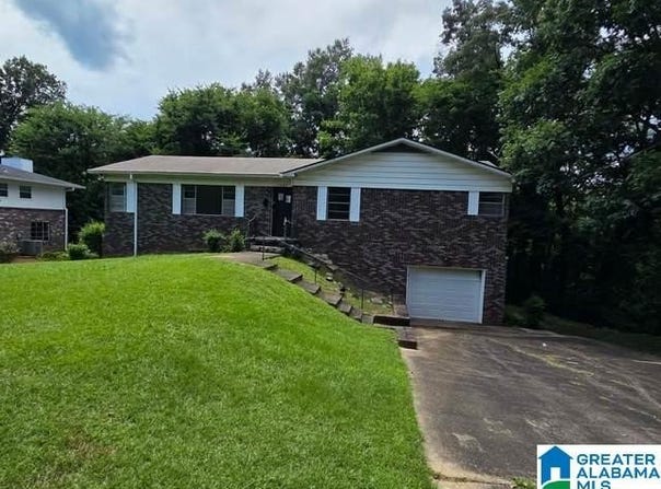 1604 5TH STREET, CENTER POINT, AL 35215
