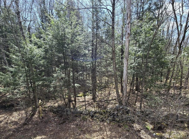 Jacobs Ladder Rd, Becket, MA 01223