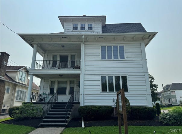 1231 Mohawk Street E, Utica, NY 13501