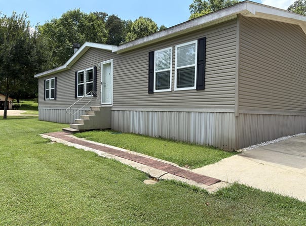 1020 Kings Road, New Albany, MS 38652
