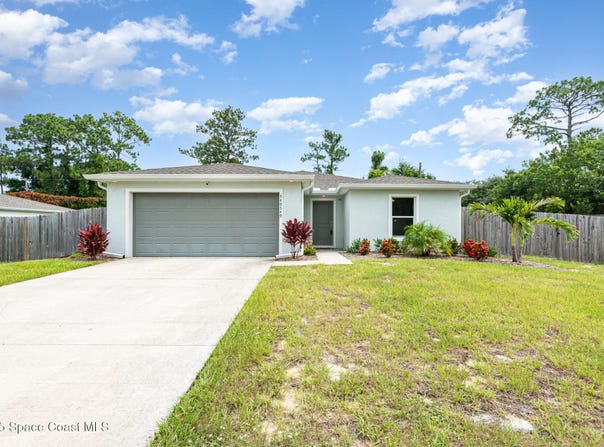 5495 Wendy Lee Drive, Titusville, FL 32780