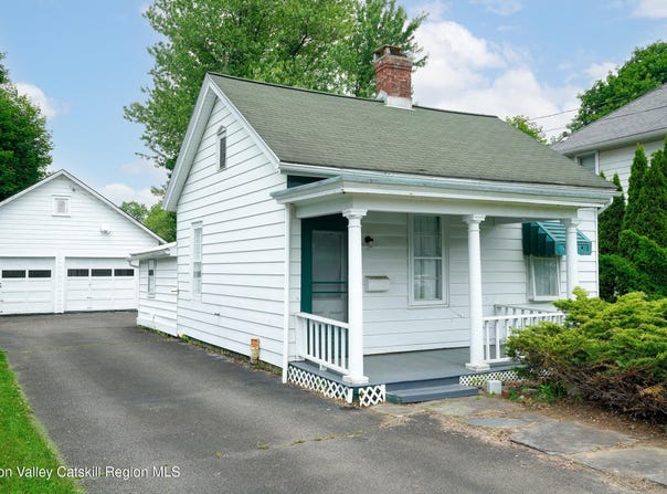93 Pine Grove Avenue, Kingston, NY 12401