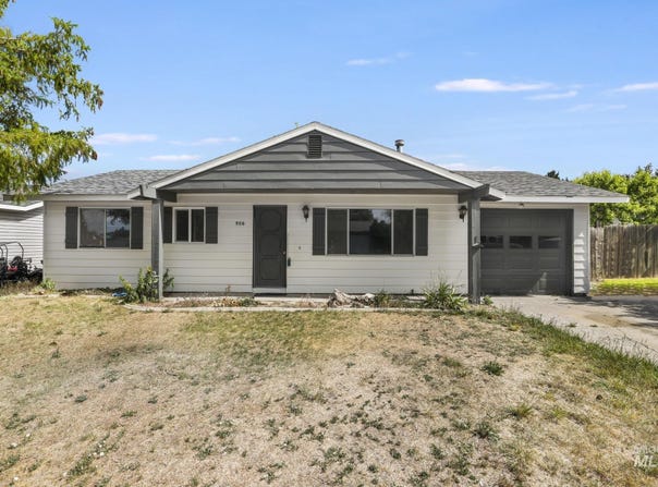 906 19th Avenue E, Jerome, ID 83338