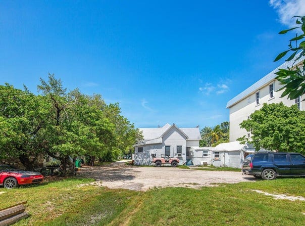 901 Eisenhower Drive, Key West, FL 33040