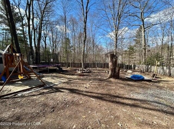 8 Tulip Lane, Thornhurst, PA 18424