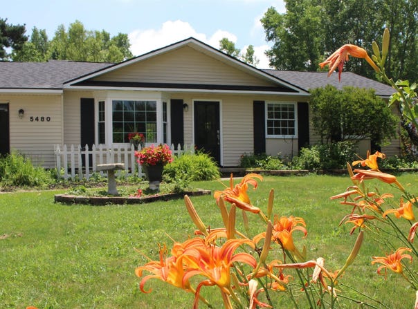 5480 Independence Colony, Grand Blanc, MI 48439