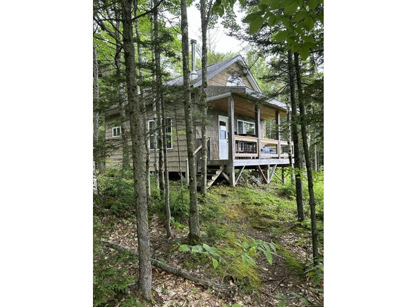 322 Lamb Road, Roxbury, ME 04275
