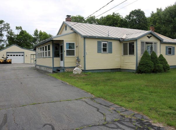 24 Turner Avenue, Skowhegan, ME 04976