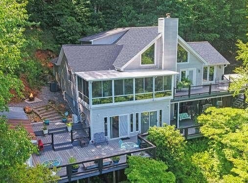 1106 Robin Ridge Lane, Hiawassee, GA 30546