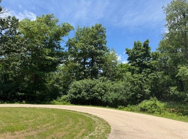 1302 Autumn Ridge Court, Crystal Lake, IL 60014