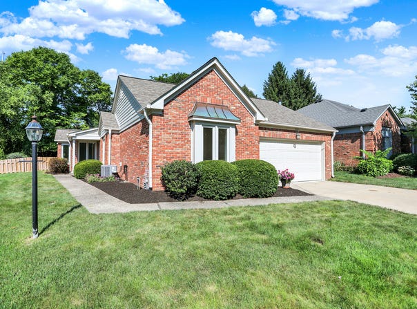 5012 Colfax Circle, Carmel, IN 46033