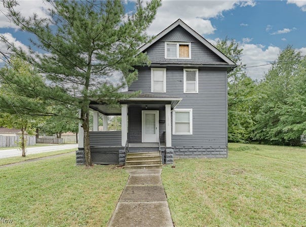 1318 E 188th Street, Cleveland, OH 44110