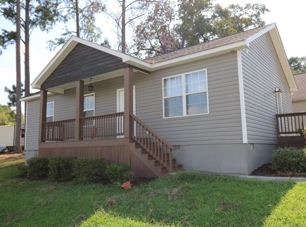 1010 1ST PLACE, PELL CITY, AL 35125