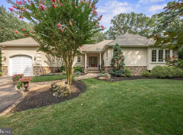 33 CRANBERRY COURT, MEDFORD, NJ 08055