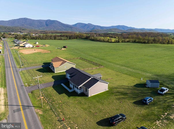 174 RESERVOIR AVENUE, LURAY, VA 22835