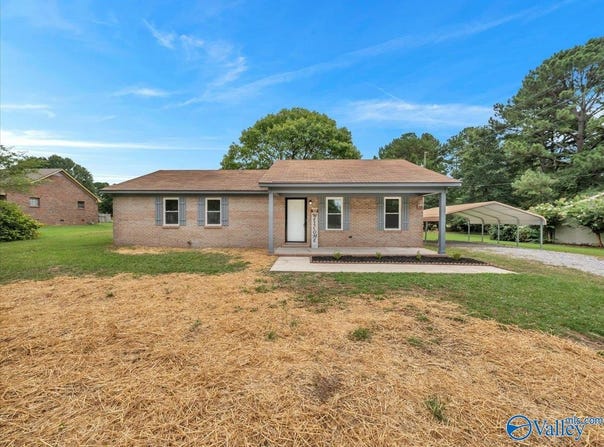 1042 Rock Spring Road, Hartselle, AL 35640