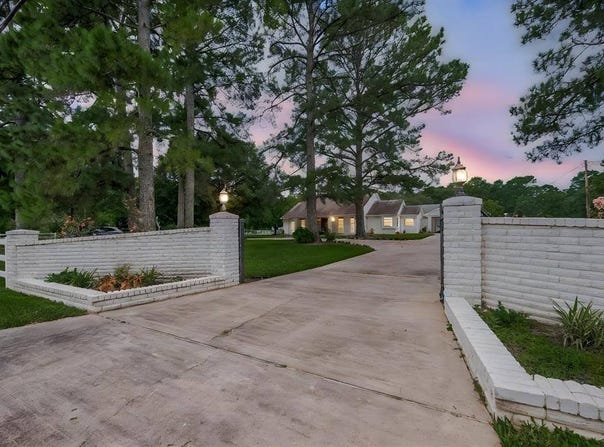 22102 Timber Ridge Drive, Magnolia, TX 77355