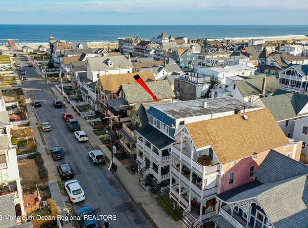 32 Embury Avenue, Ocean Grove, NJ 07756