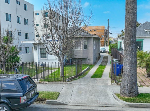 1293 W 36th St, Los Angeles, CA 90007