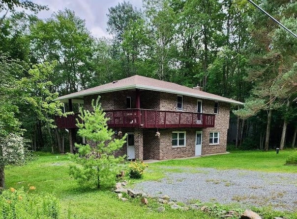 98 Black Bear Pass, White Haven, PA 18661