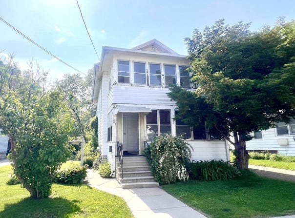 567 MT VERNON Street, OSHKOSH, WI 54901-4917