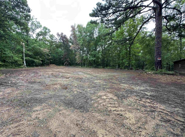 59 Bryant, Greers Ferry, AR 72067