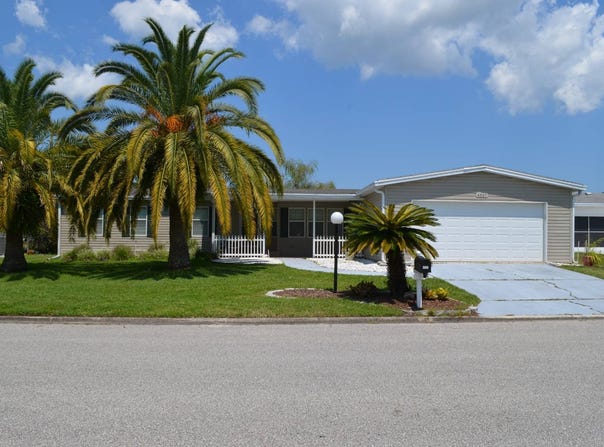 4557 COQUINA CROSSING DR., ELKTON, FL 32033