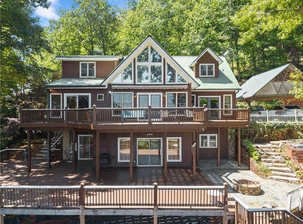110 Yonah View, Dahlonega, GA 30533