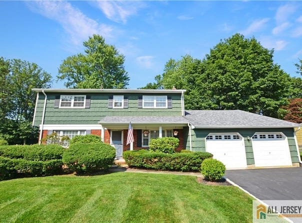 20 Rath Lane, East Brunswick, NJ 08816