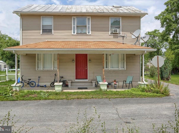46 N FRONT STREET, DUNCANNON, PA 17020